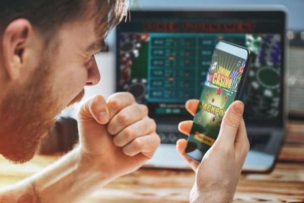11bolabumi card games lobby showing multiple table options and stake levels